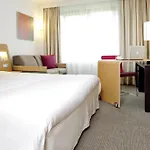 Novotel Paris Pont De Hotel 4*