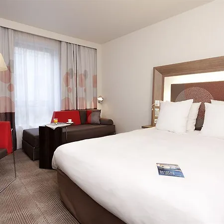 Отель Novotel Paris Pont De
