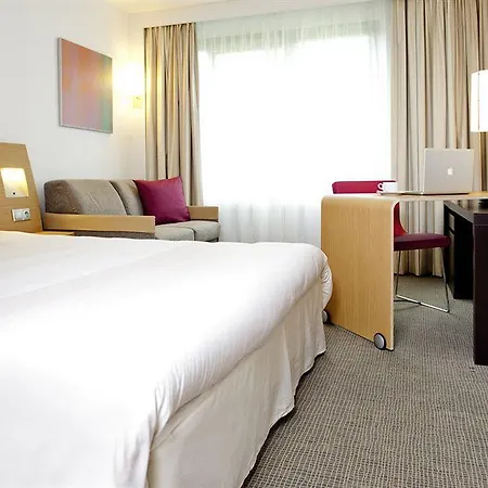Novotel Paris Pont De Отель 4*