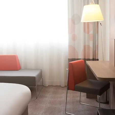 מלון Novotel Paris Pont De