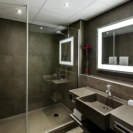 Novotel Paris Pont De מלון