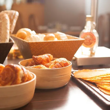 Novotel Paris Pont De מלון 4*