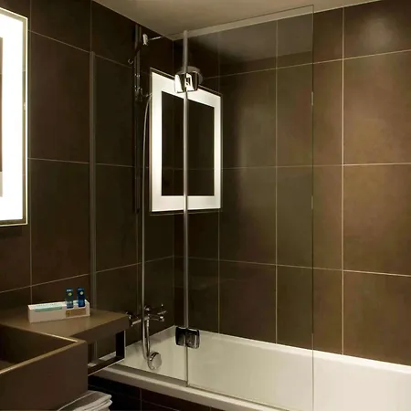 Novotel Paris Pont De Hotel 4*