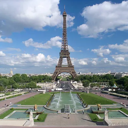 Novotel Paris Pont De 4*